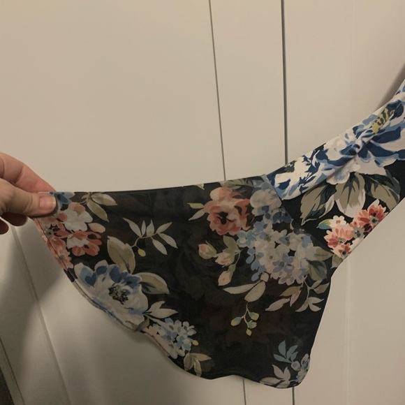 WHBM Dress - M - EUC - Picture 8 of 8